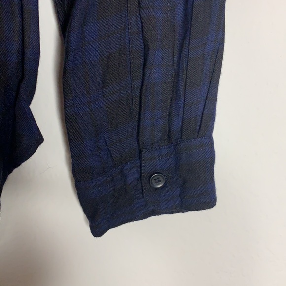 Peyton Jensen small button up blouse - Picture 4 of 6